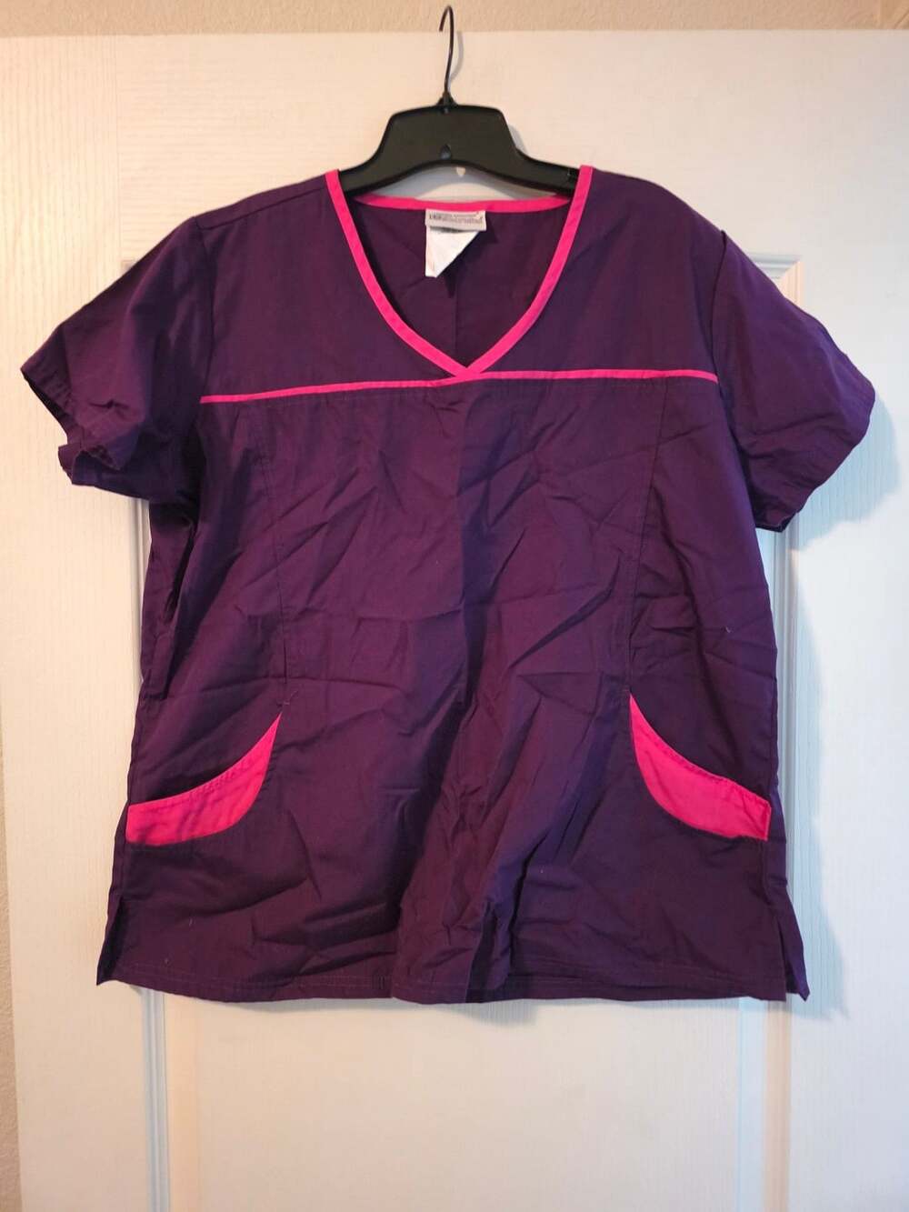 Uniform Advantage Women's UAScrubs Scrub Top Size XL Purple Pink Trim